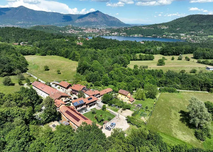 Cascina Girba